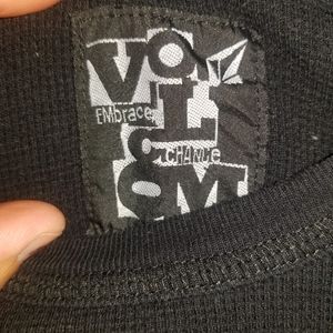 Long sleeve volcom shirt